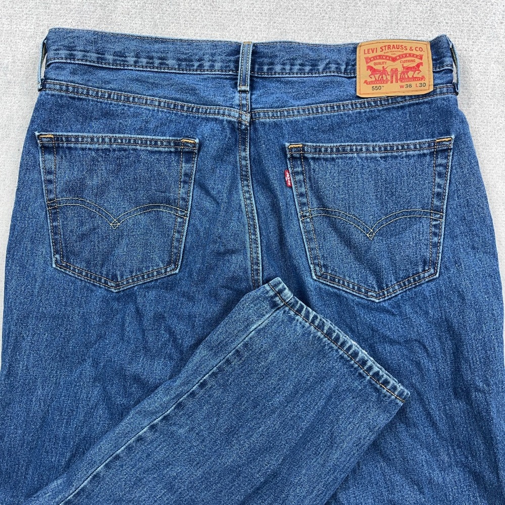 Levis 550 Jeans Men 36x30 Relaxed Fit Straight Leg Med Wash Baggy 100% Cotton A7